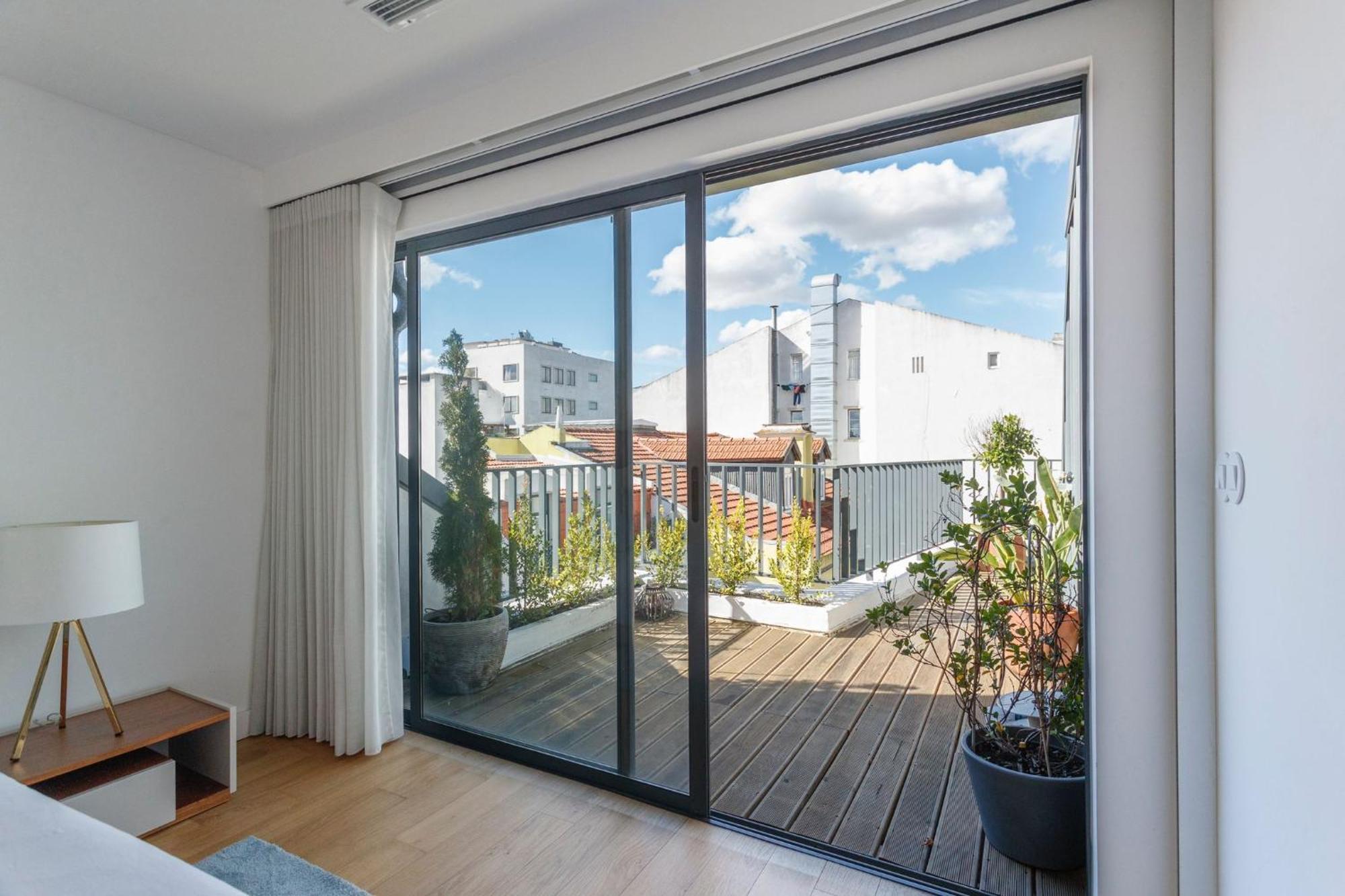 Luxury Suite With Balcony And Shared Accommodation In The Parque Eduardo VII Area Lissabon Buitenkant foto