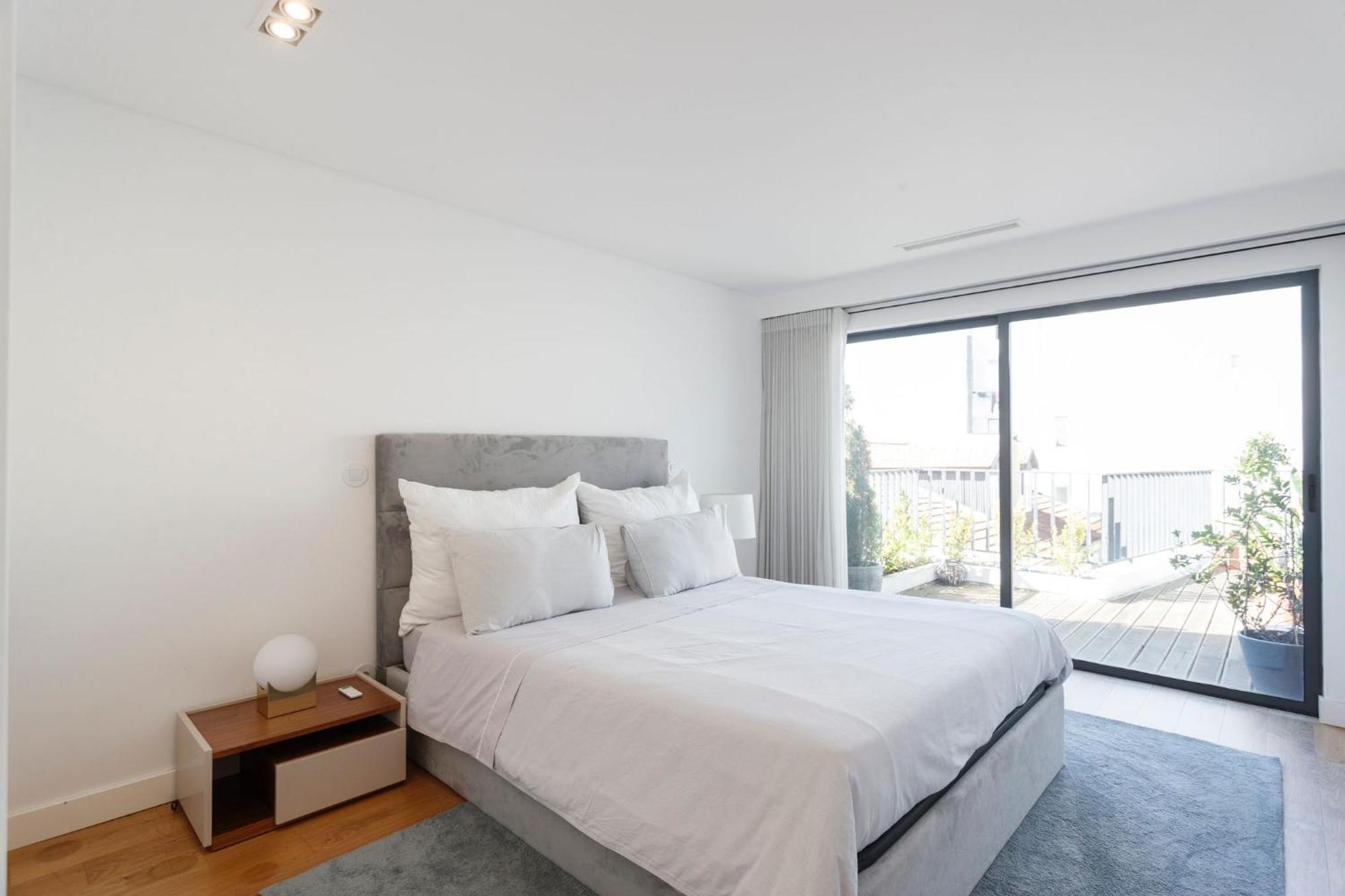 Luxury Suite With Balcony And Shared Accommodation In The Parque Eduardo VII Area Lissabon Buitenkant foto